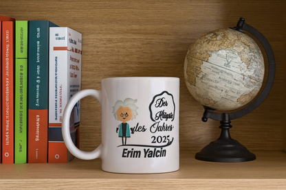 Personalisierte Tasse „Der Klügste des Jahres 2025“ – Geschenk mit Namen & Professor-Design – Lustige Auszeichnung für Genies