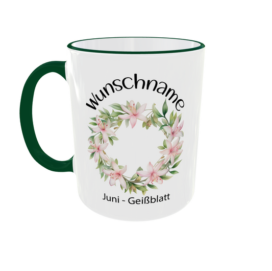 Personalisierte Geißblatt Tasse mit Wunschname - Frontansicht mit Blütenkranz