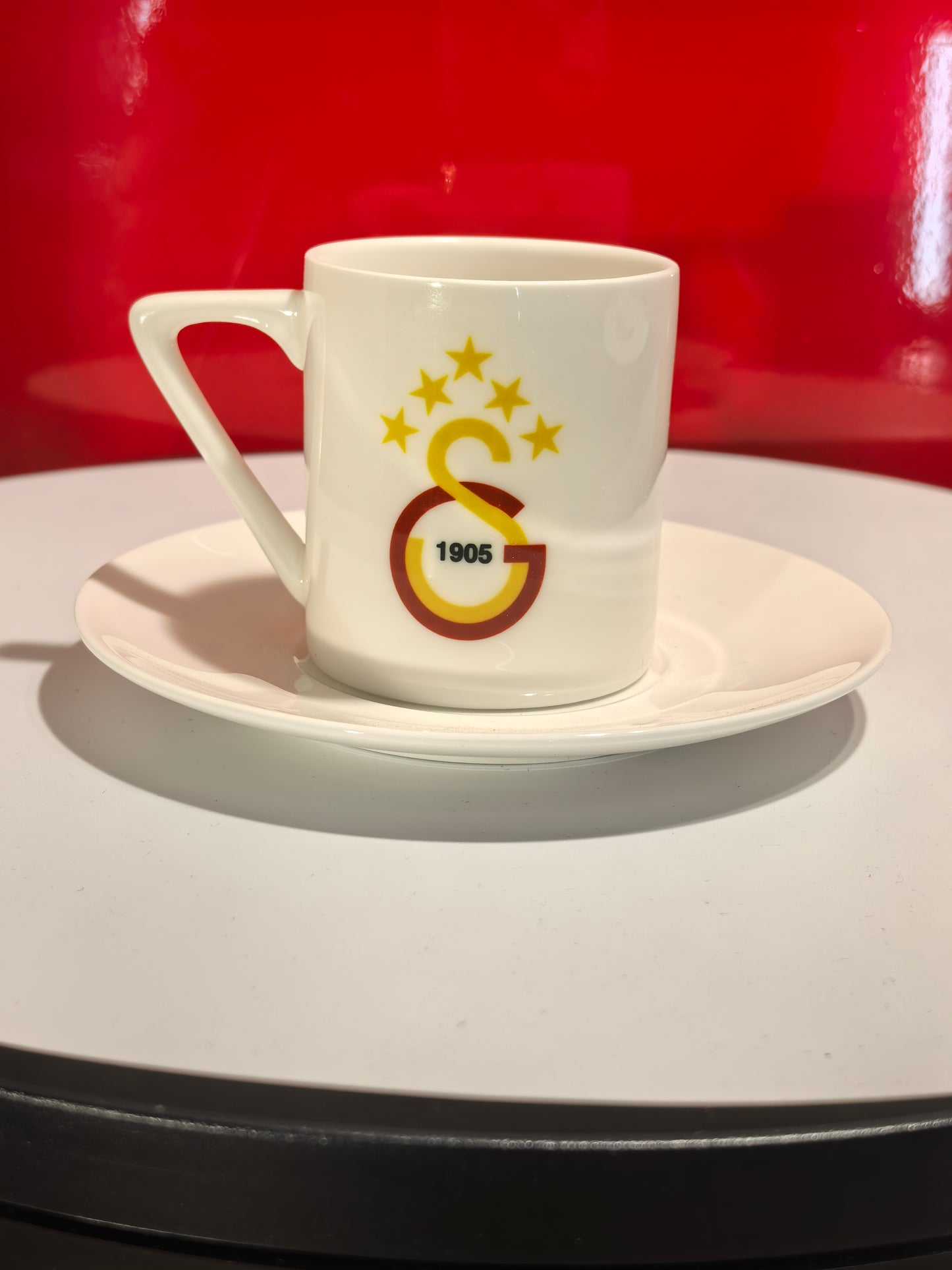 Galatasaray Espresso-Tassen Set – 2 Tassen & 2 Untertassen, Keramik, eckig, 1905
