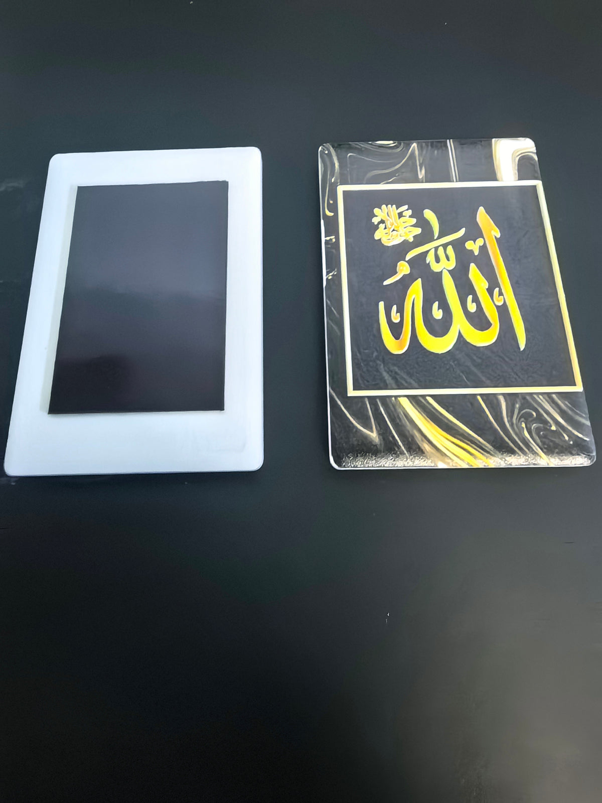 Keramik-Kühlschrankmagnet mit Allah-Kalligrafie Vorderseite