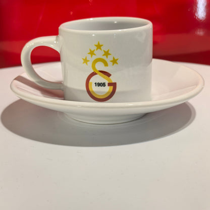 „Galatasaray Espresso-Tasse mit Untertasse – Seitenansicht"