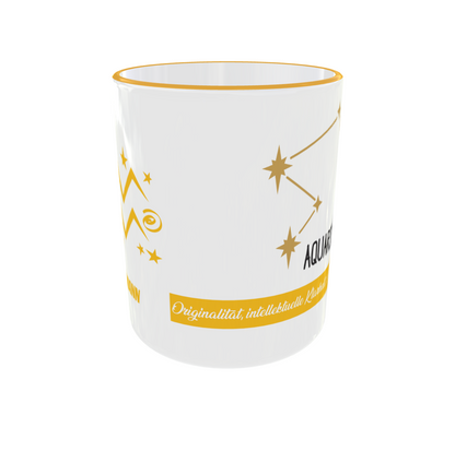 Seitenansicht der Tasse, die den Übergang zwischen dem Wassermann-Symbol und dem Aquarius-Schriftzug zeigt.