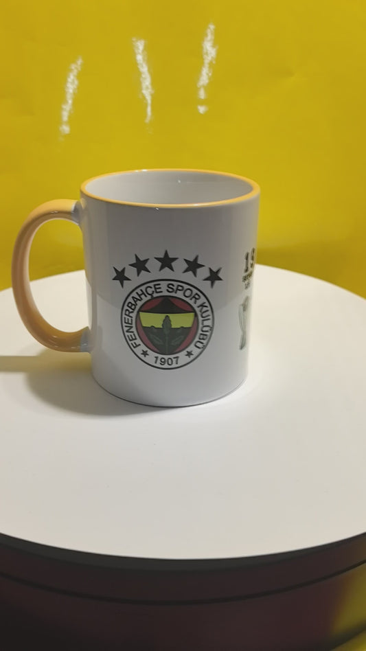 Fenerbahçe Tasse-36 Titel Design-Fanartikel mit Vereinslogo &Pokalstatistik- Gelber Henkel-Fußball Erfolge-Türkischer Fußballverein-Geschenk